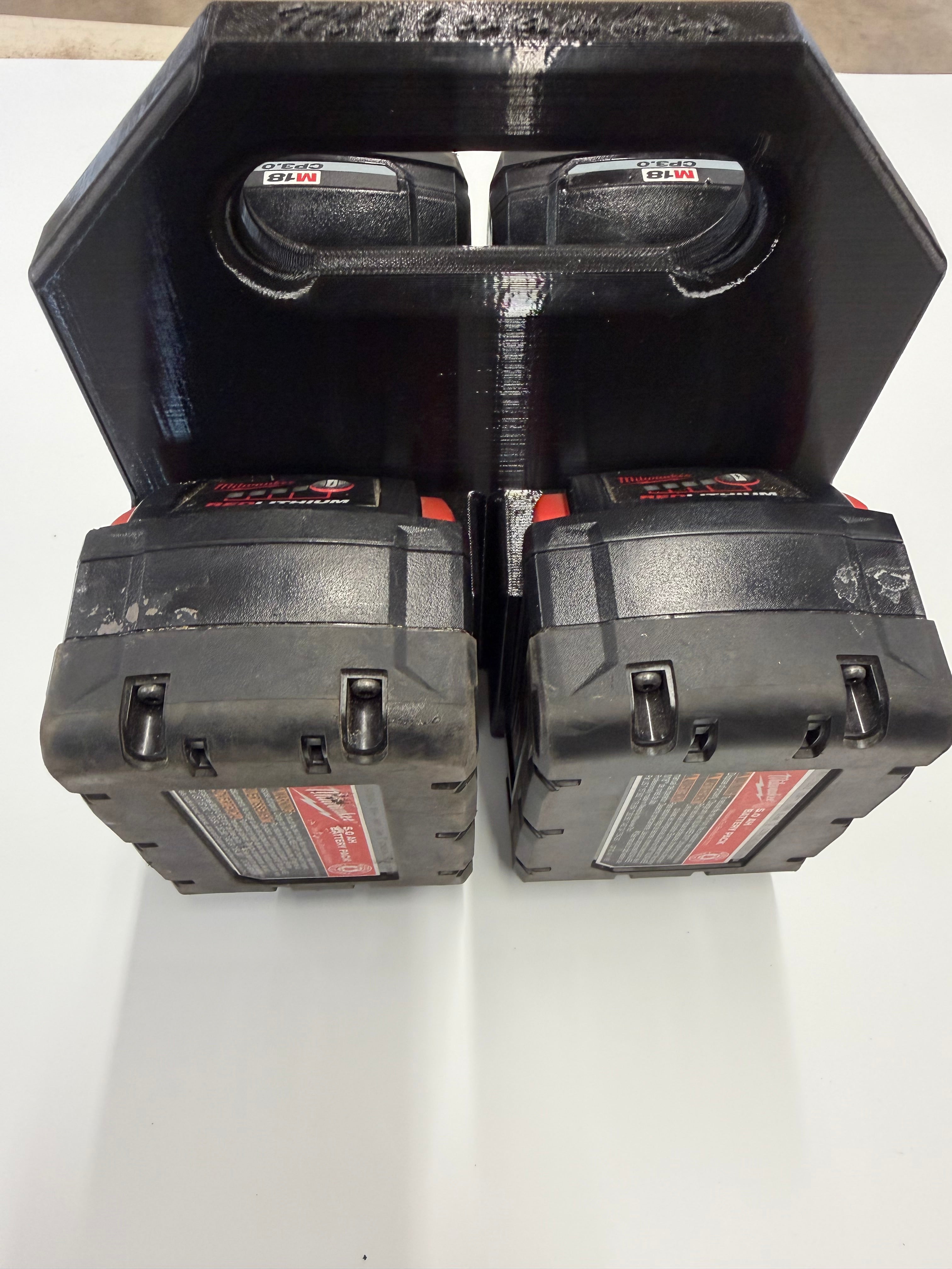 4-Pack M18 Battery Caddy – 3D Printed Dual Holder with Carry Handle (Compatible with Milwaukee M18 Batteries)