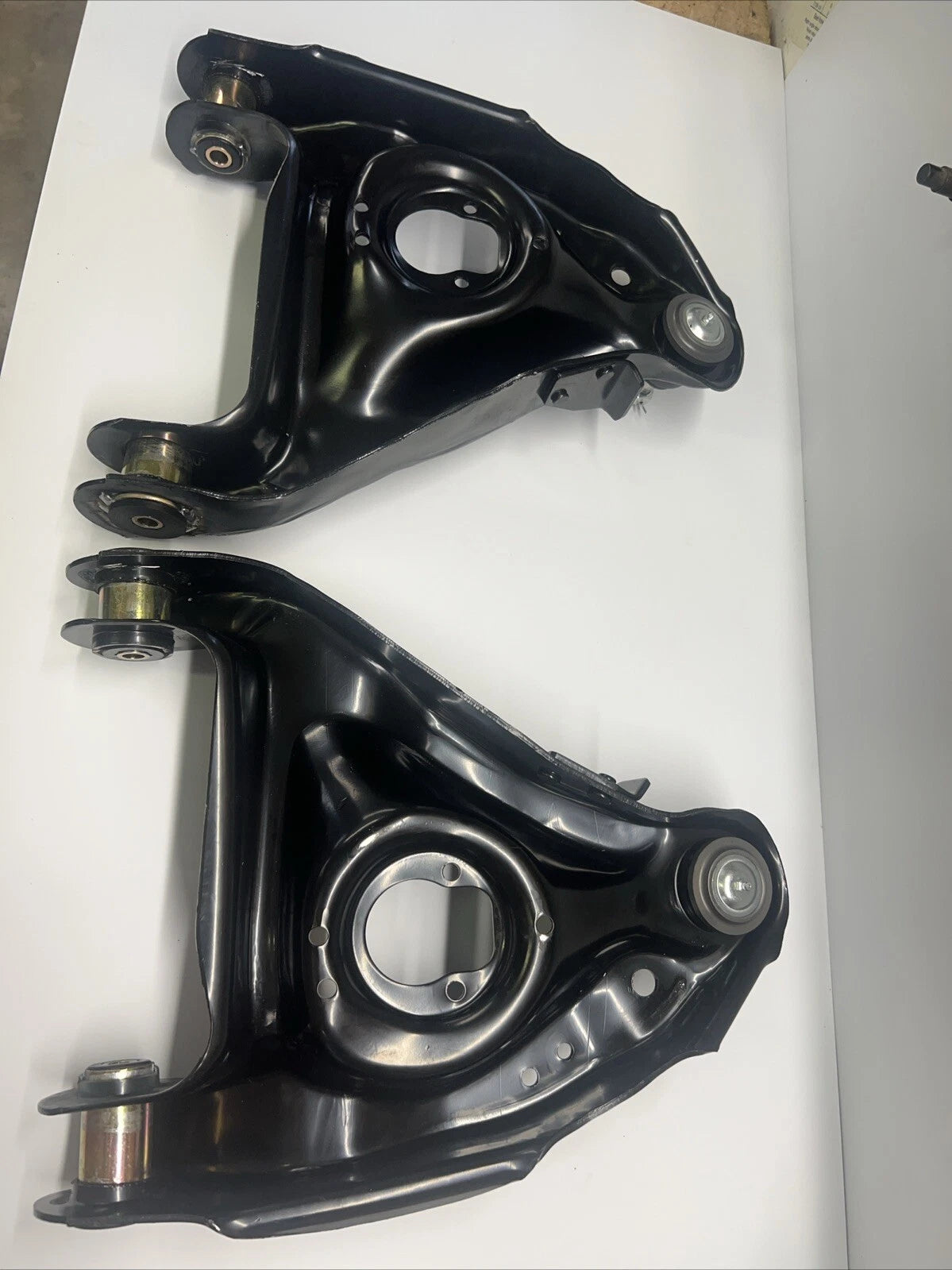 LOWER CONTROL ARMS Polyurethane BUSHINGS G-Body 78-88 MONTE CARLO Aligned